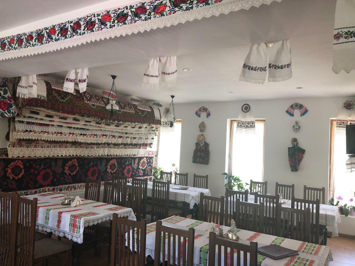 Pensiune Pastravarie La Pintea Haiducu Deseşti Εξωτερικό φωτογραφία